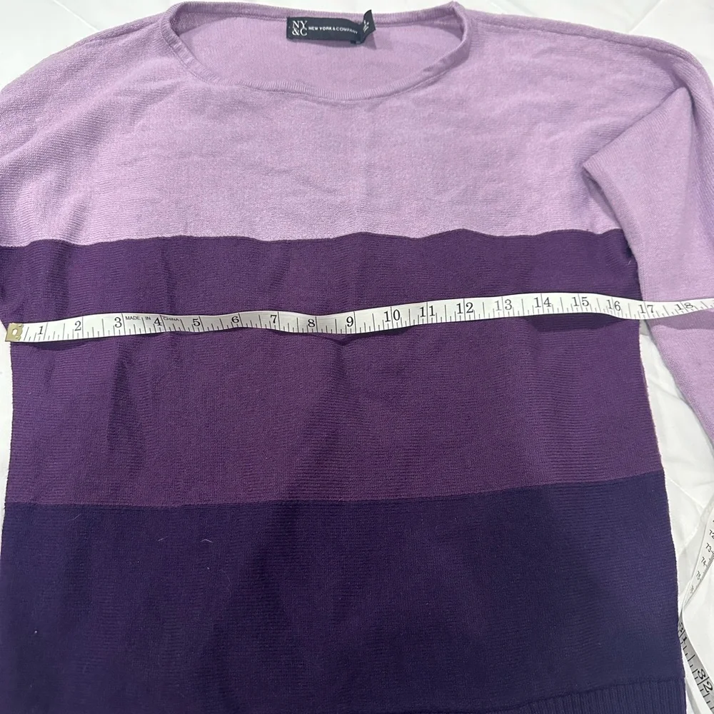 Sweater - Picture 4 of 5